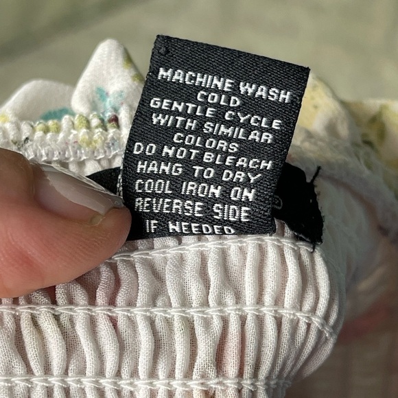 Cute Pink Tiered Ruffle Stretch Wide Waist XL Skirt Giving Strawberry Shortcake - Picture 9 of 12